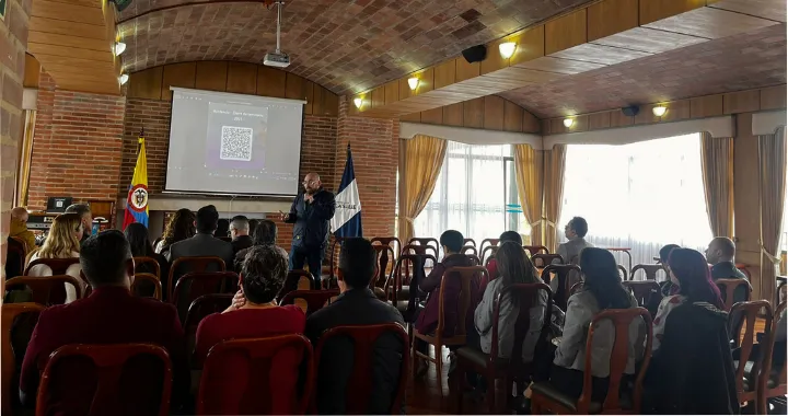 Cierre de seminarios 2025 II