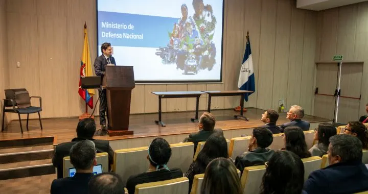Viceministro en el lanzamiento de la Escuela Lasallista de Liderazgo y Gobierno