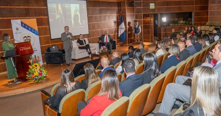 Evento Escuela de Humanidades y Estudios Sociales 