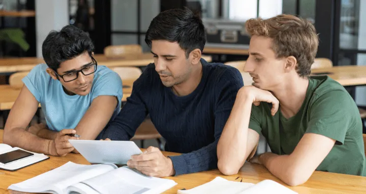 Casos de estudio que permite explorar situaciones empresariales reales